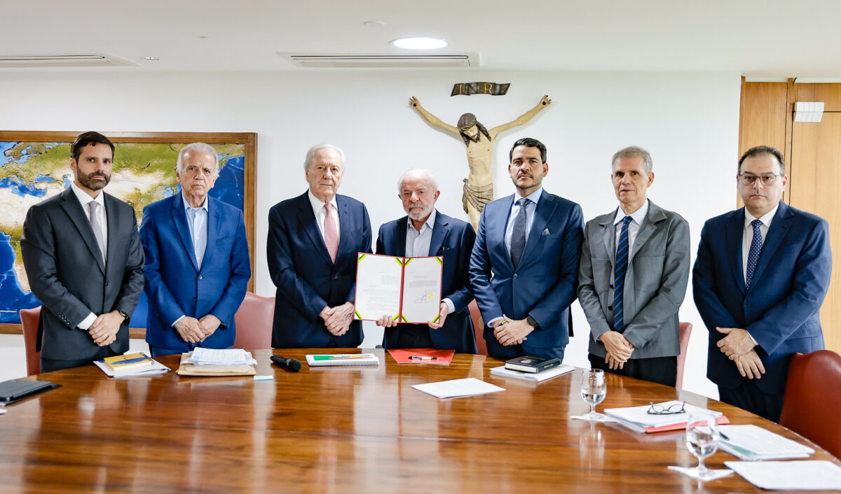 Lula vai despachar PL Antifacção ao Congresso com pedido de urgência