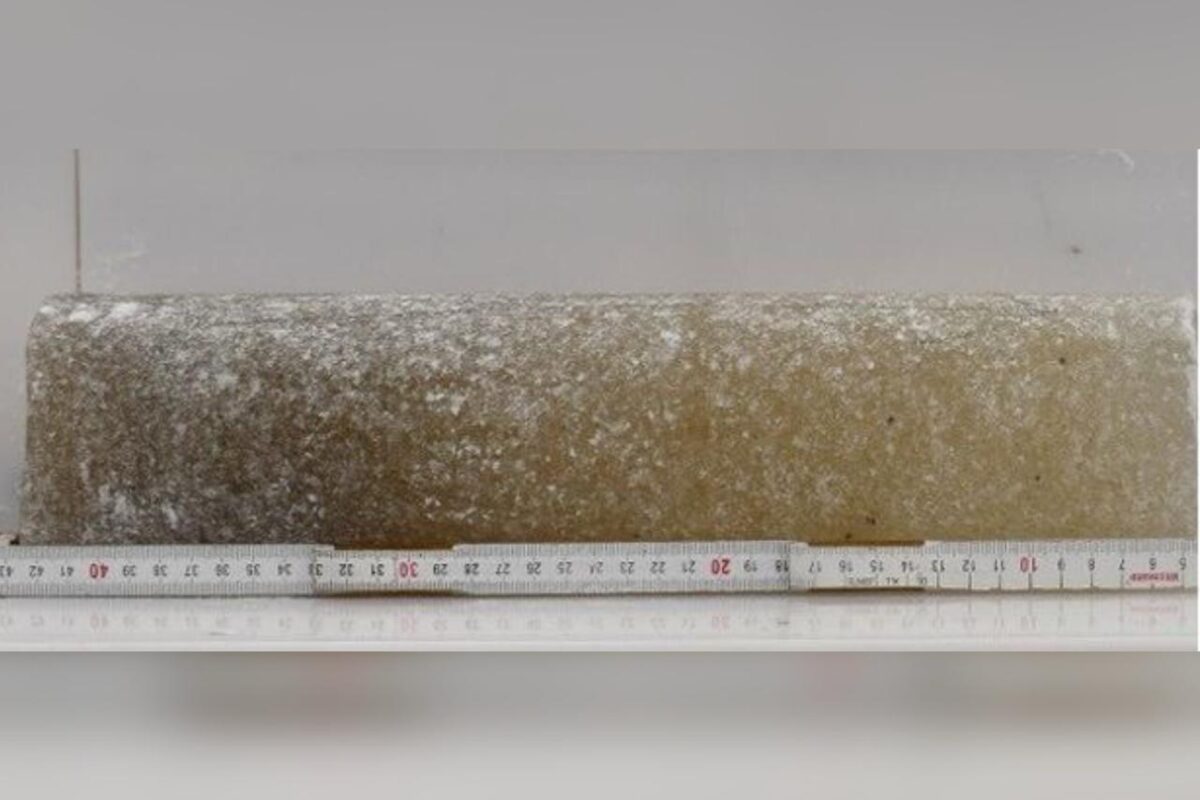 foto do O núcleo de gelo que revelou ar aprisionado há 6 milhões de anos. Metrópoles