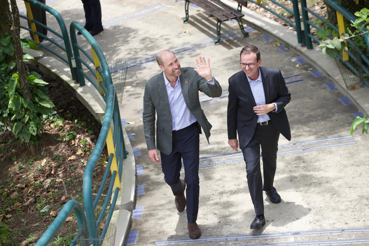 Príncipe William visita o Pão de Açúcar e se encontra com Eduardo Paes