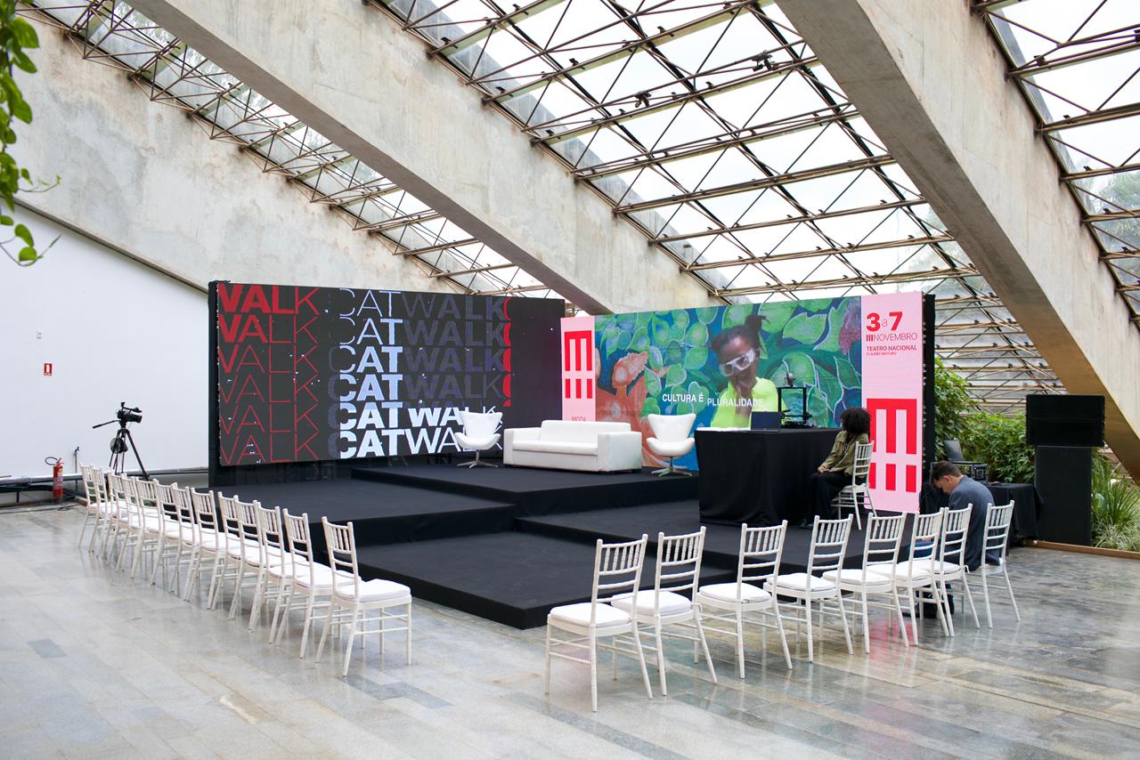 metropoles catwalk estrutura passarela teatro nacional claudio santoro - metrópoles