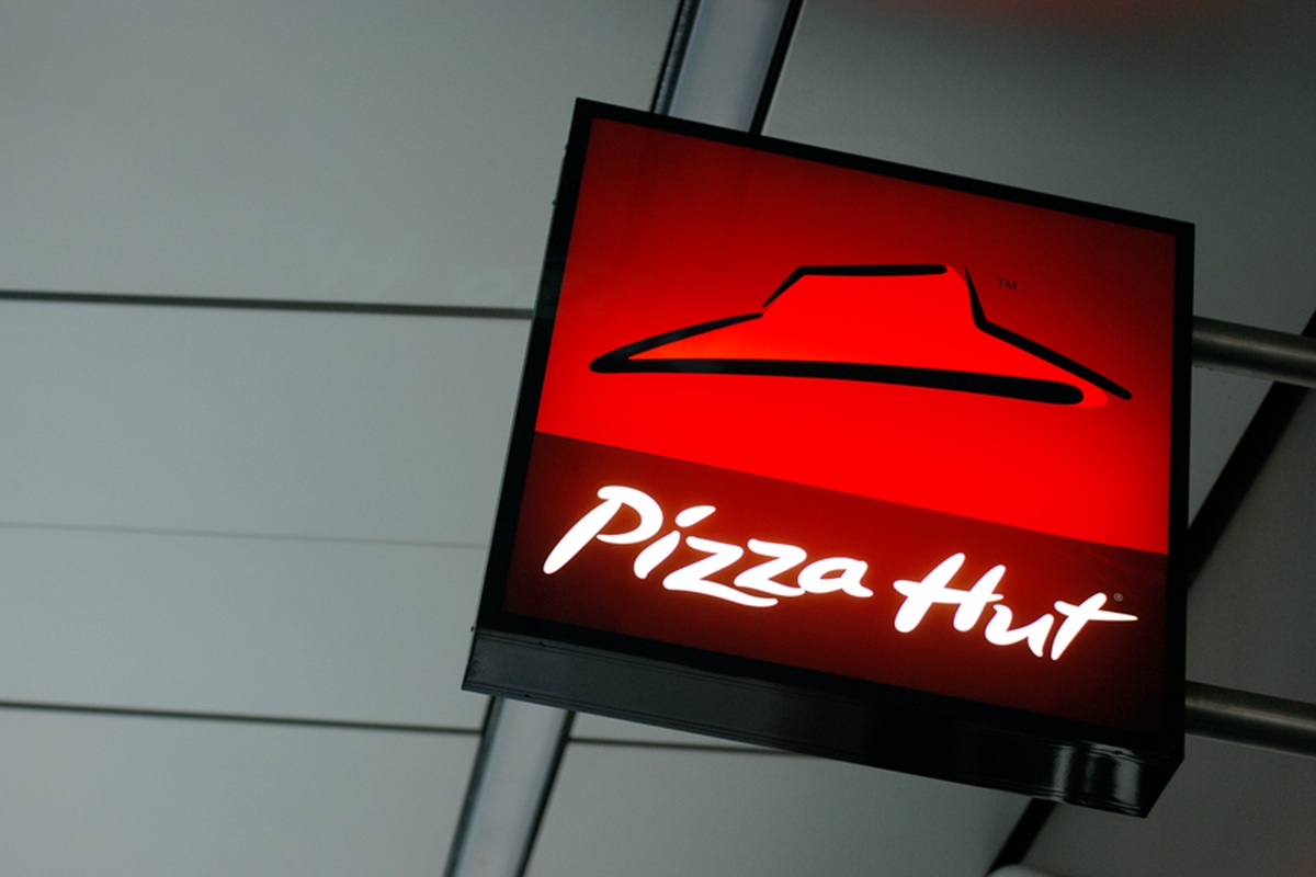Pizza Hut em Crise? Dona da Marca Considera Venda da Rede nos EUA! Veja os Detalhes!