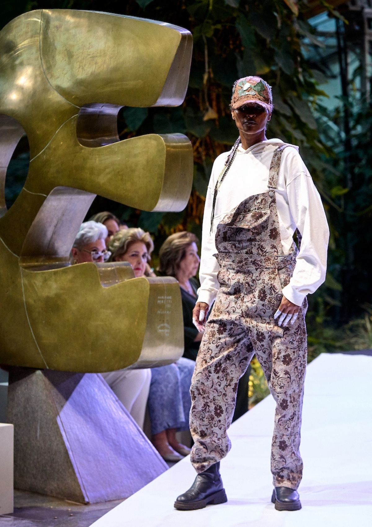 foto com cor. metrópoles catwalk - metrópoles