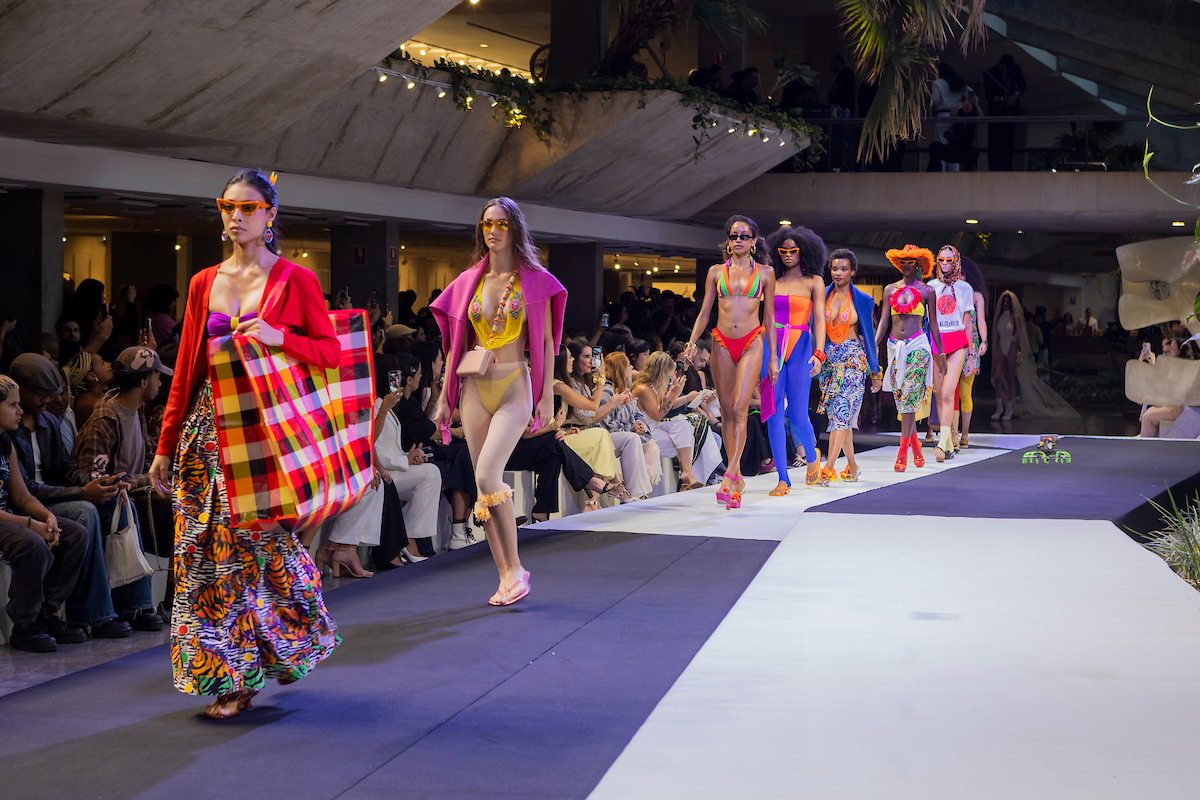 Metrópoles Catwalk: acompanhe ao vivo os desfiles desta quinta (6/11)