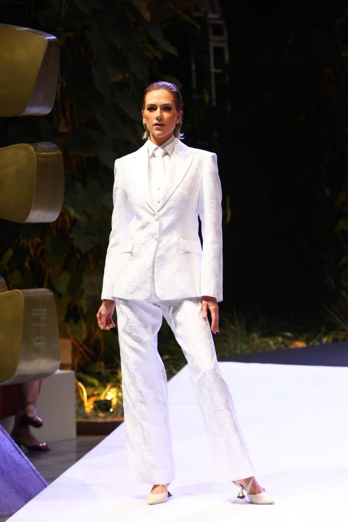 Desfile da Louback no Metrópoles Catwalk - Metrópoles