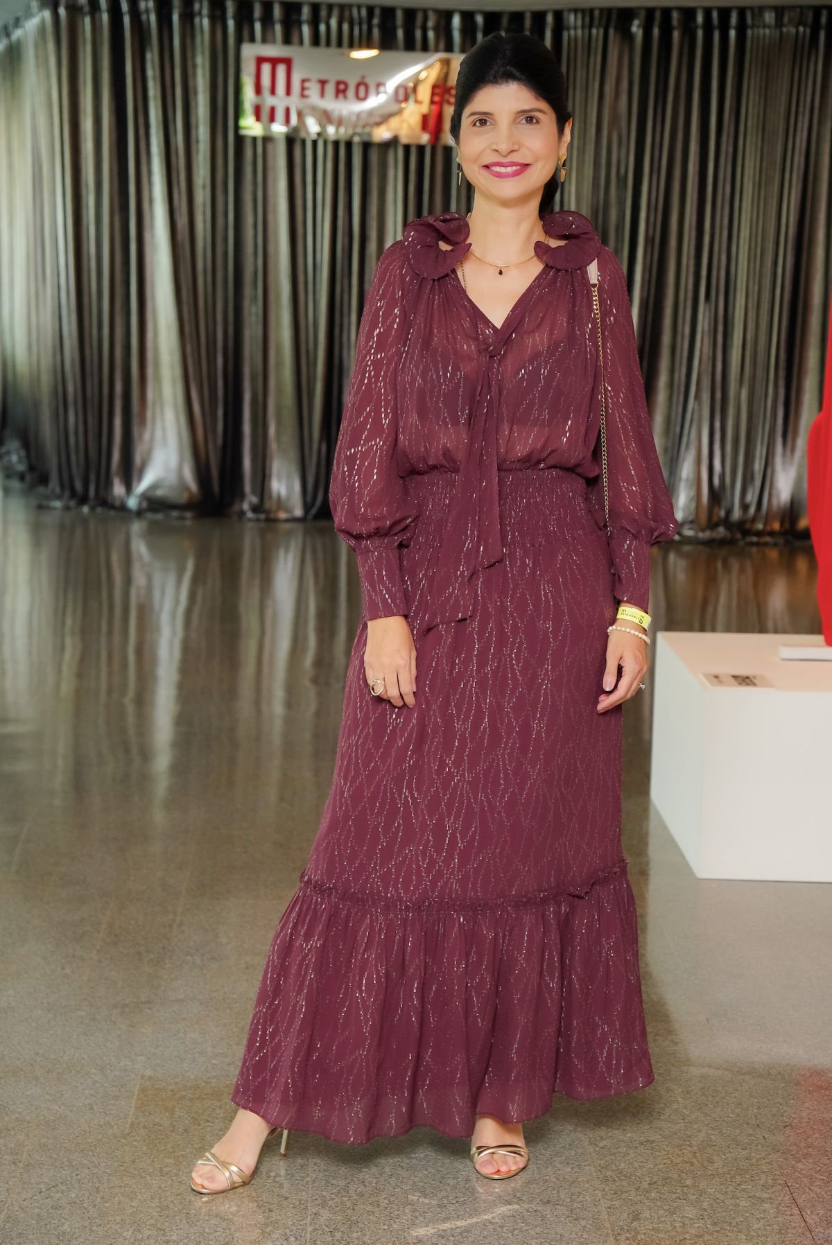 foto com cor. metrópoles catwalk - metrópoles