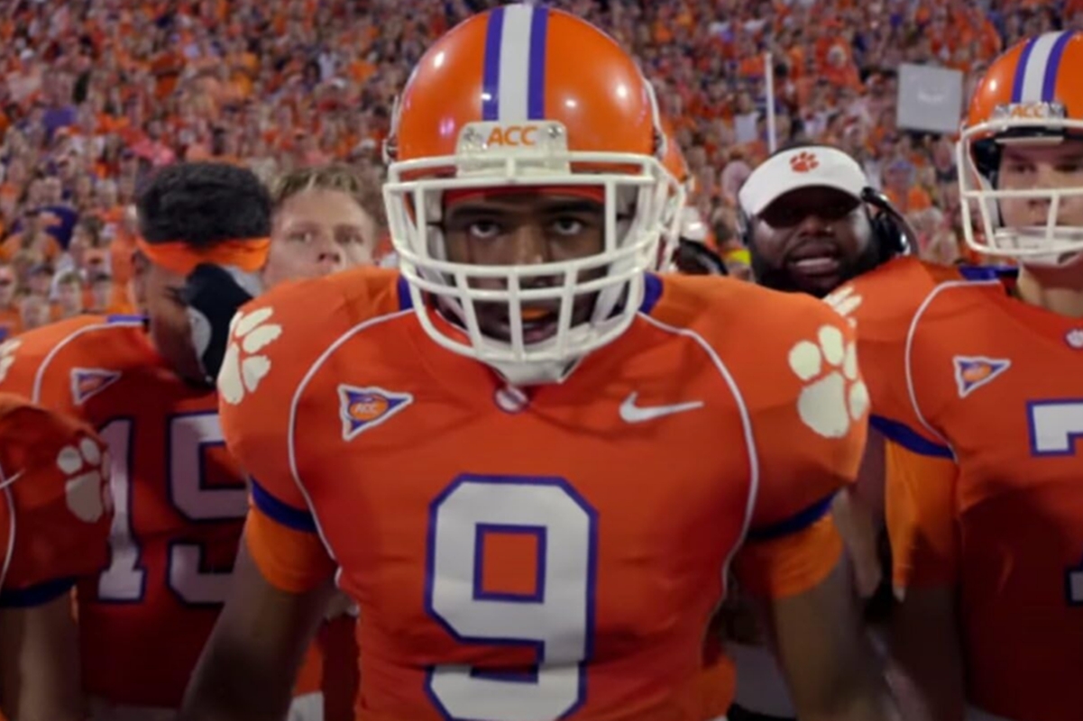 A Incrível História de Ray McElrathbey: O Jogador de Futebol Que Desafiou o Impossível e Inspirou um Filme!