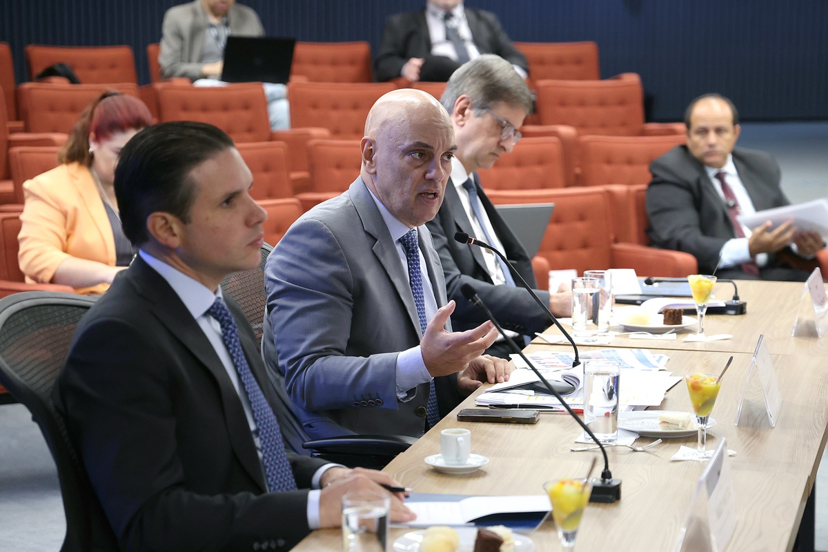 No STF, Moraes, Gonet e Motta debatem combate ao crime organizado