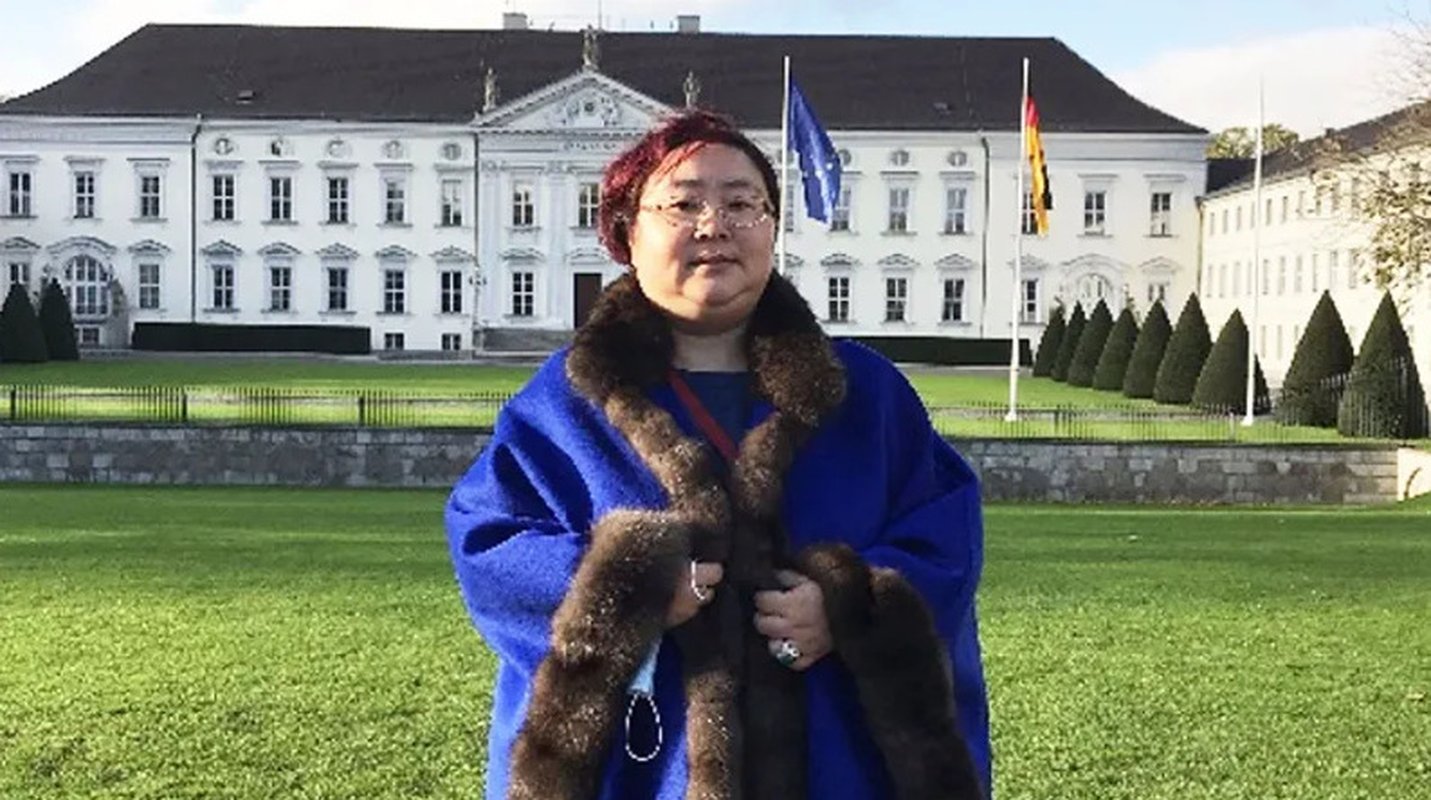 “Rainha do Bitcoin” da China é condenada após fraude bilionária