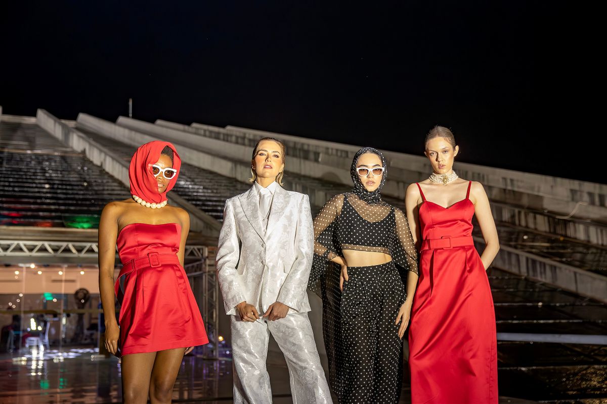 Metropol catwalk models - Metropol