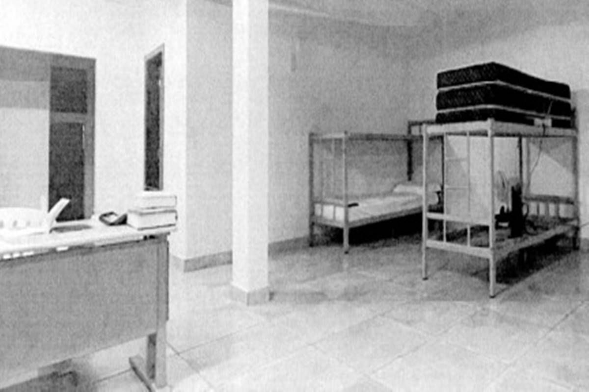 Papudinha em Foco: Policiais e Políticos na Carceragem que Pode Abrigar Bolsonaro