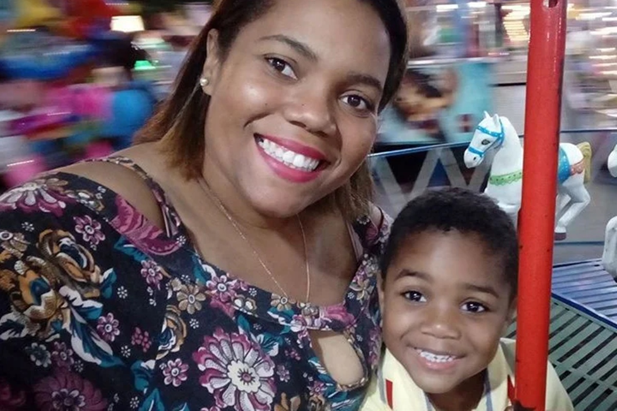 Relembre o caso do menino Miguel Otávio, citado em O Agente Secreto 1 Imagem colorida de Mirtes Renata e Miguel Otávio