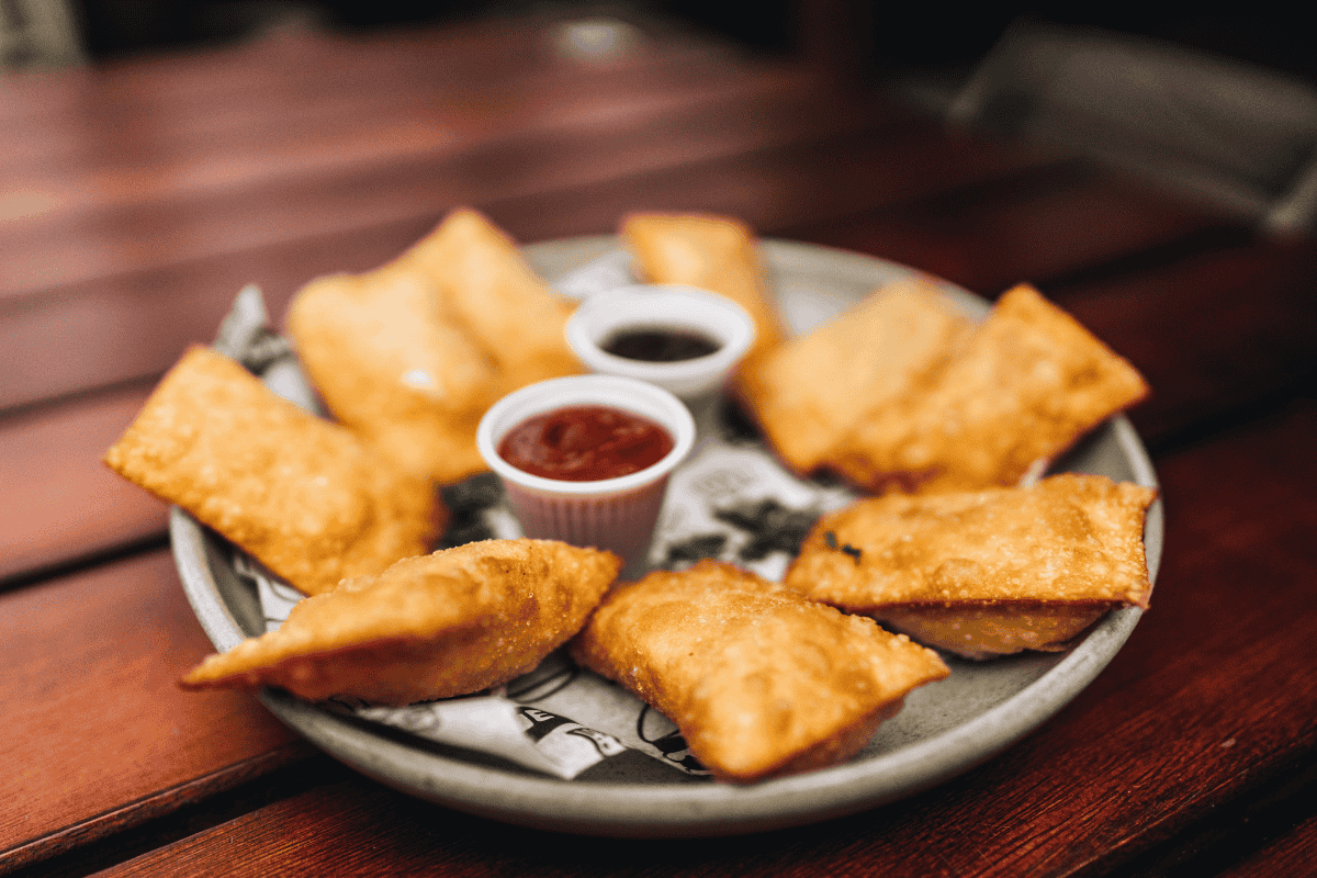 Pastel gaúcho empanado: com parmesão, receita gostosa derrete na boca
