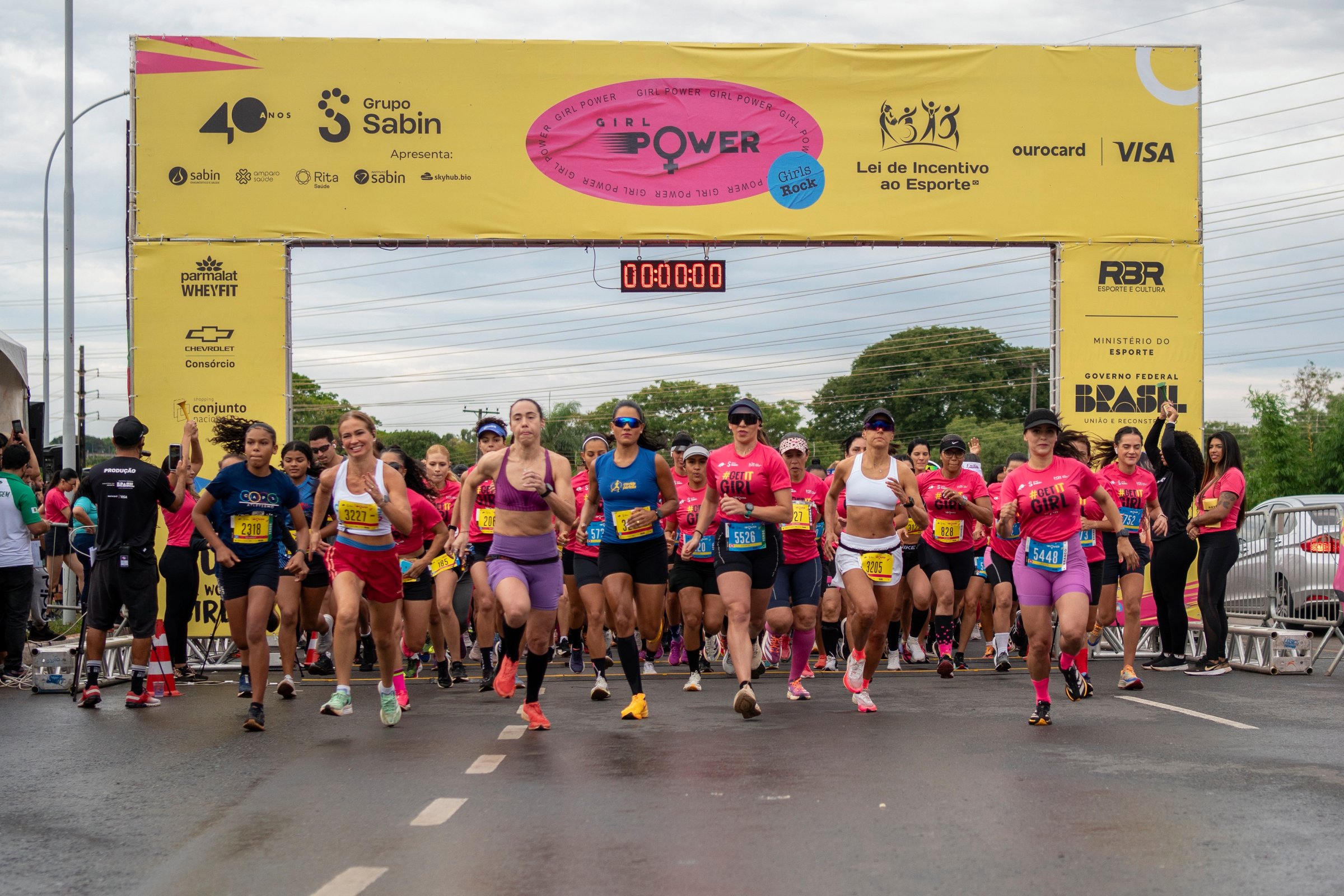 Color photo of a running woman - Metropolis