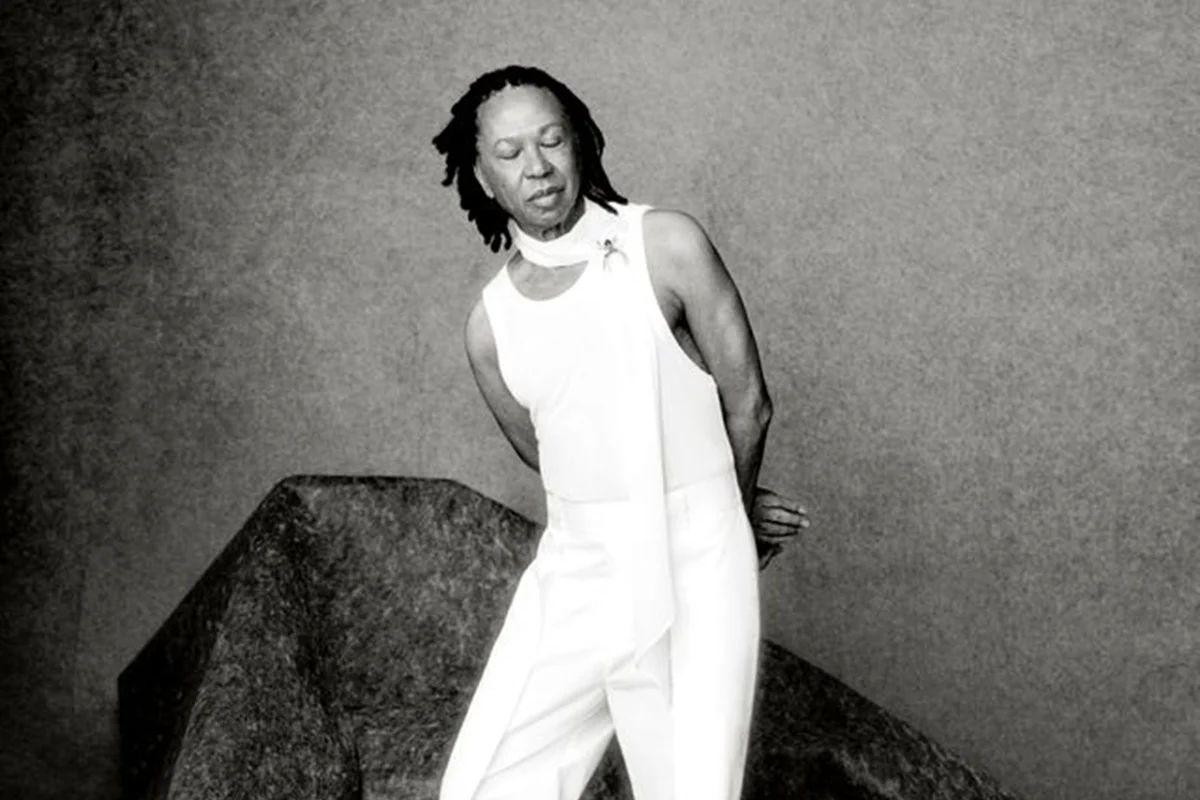 De Djavan a Charlie XCX: os principais lançamentos musicais da semana