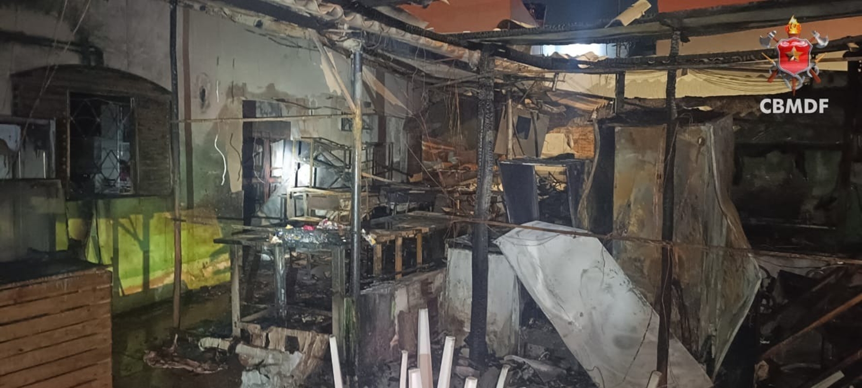 Uma hora antes de incêndio em bar no DF, lanchonete a 8 km pegou fogo