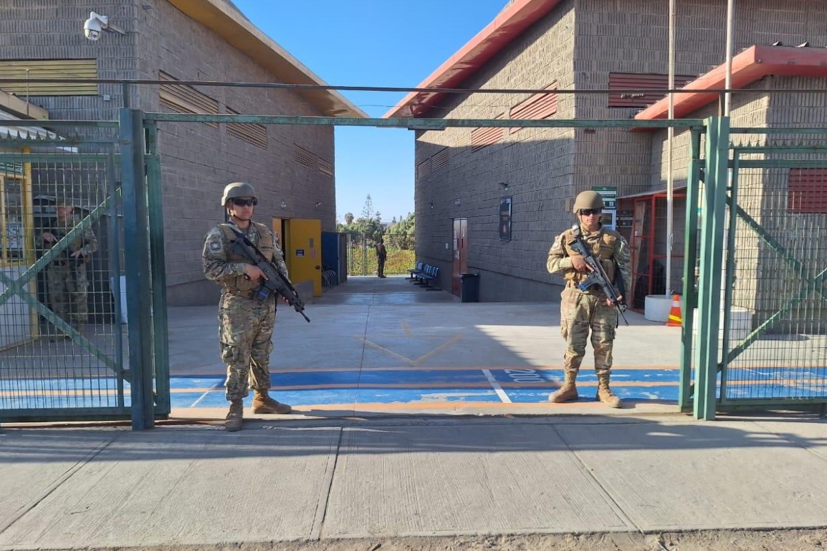Chile mobiliza 26 mil militares para garantir segurança das eleições