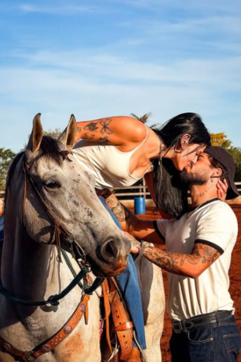 Foto compartilhada por Zé Felipe para felicitar Ana Castela - Metrópoles