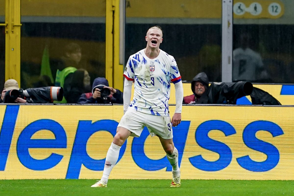 Itália perde para Noruega e vai à repescagem das Eliminatórias